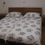 ファームステイ Tourist Farm Petelin-durcik *